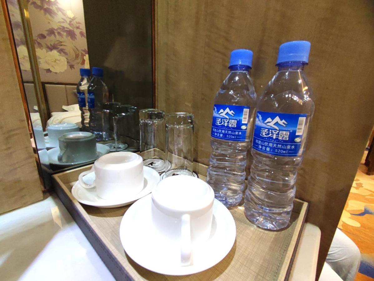 Zhangye Kai Rui Hotel Buitenkant foto